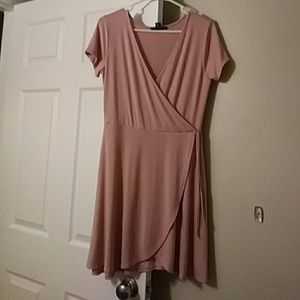 V line light pink dress from forever 21
